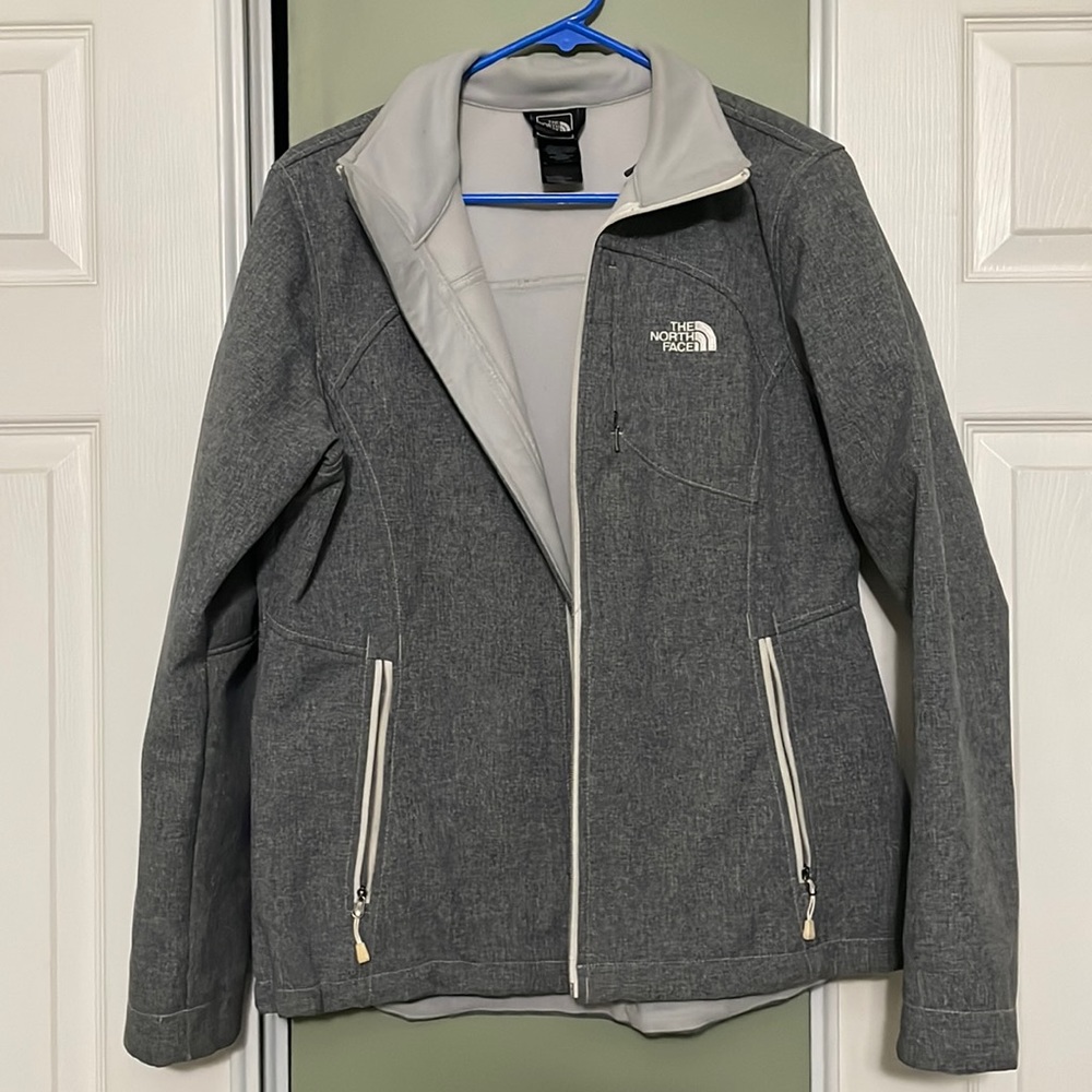 North Face Women’s Jacket, Excellent Condition! Women’s Size Large